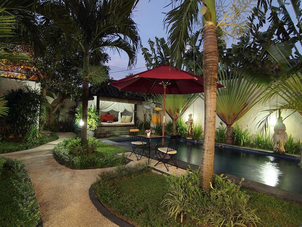 Kurnia Kuta Villa