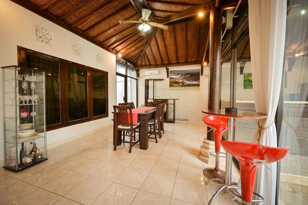 Kurnia Kuta Villa